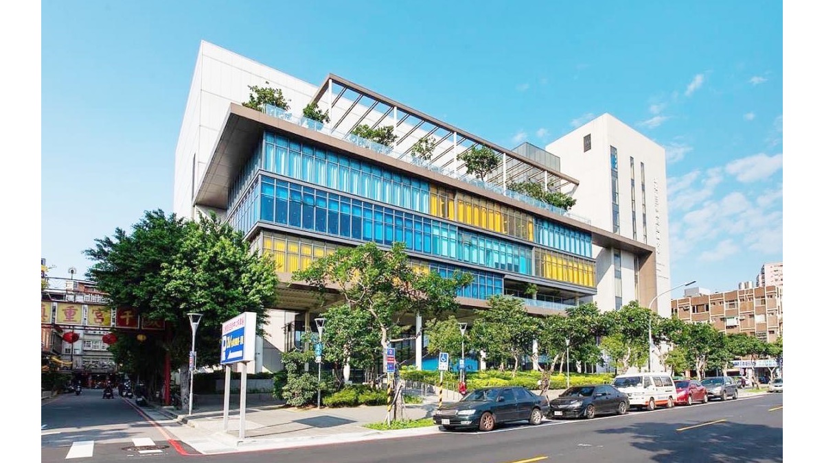 二重疏洪道重劃區右岸 大咖建商插旗
